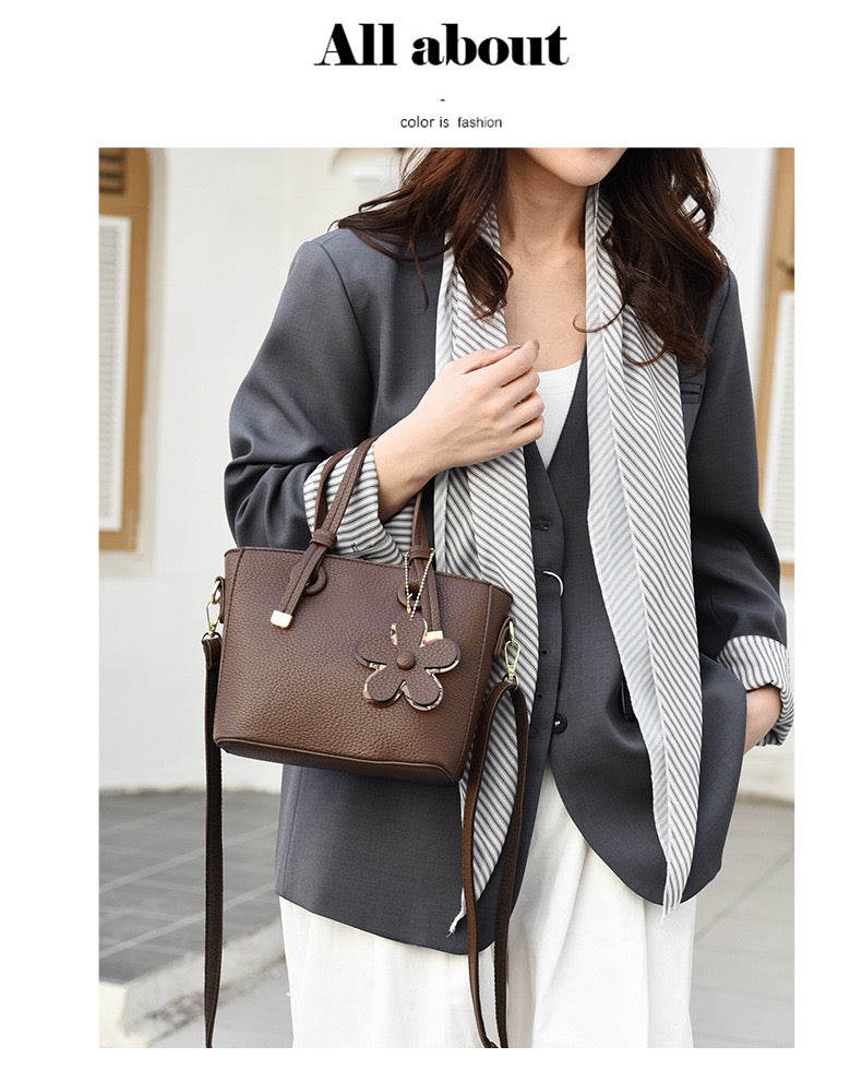 Brown Leather Handbag with Flower Charm – Stylish Women’s Shoulder & Crossbody Bag 8429