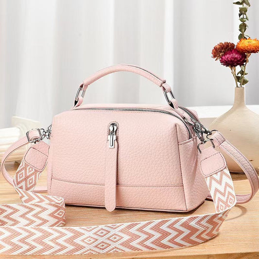 Elegant Tan Leather Handbag with Adjustable Strap & Multiple Pockets 8910