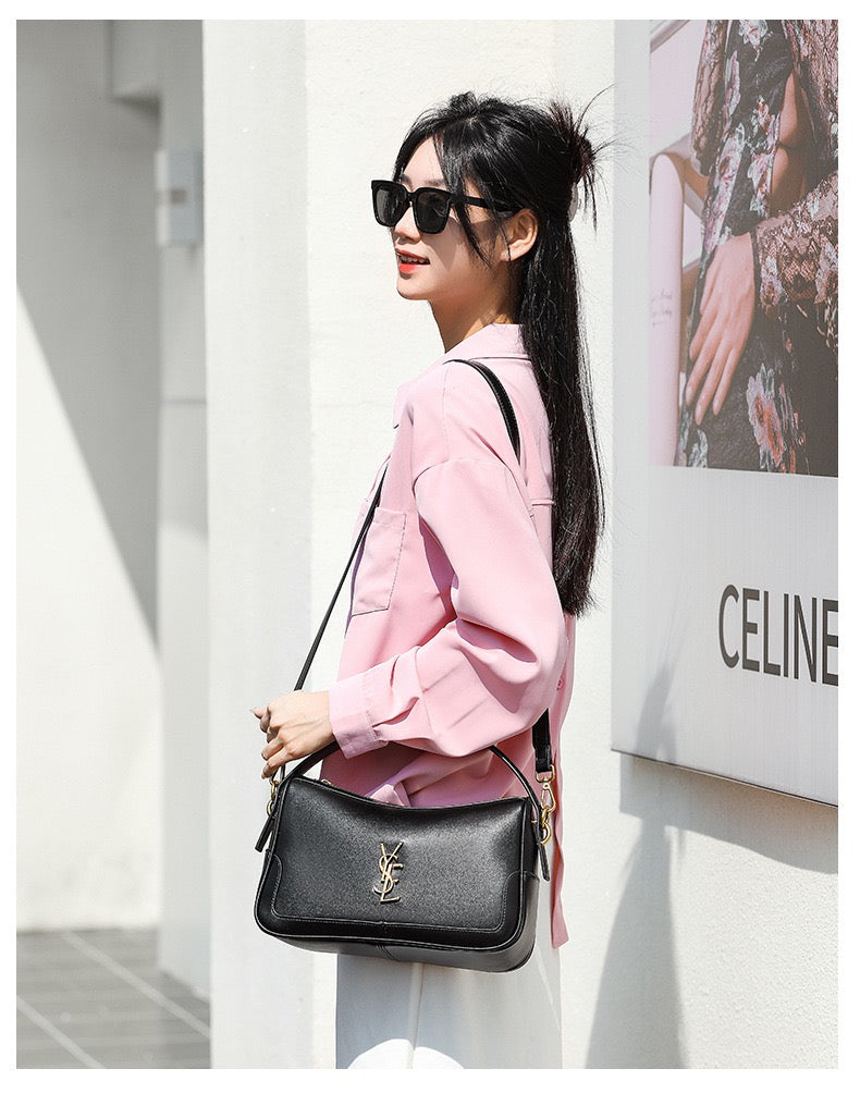 Yves Saint Laurent Crossbody Bag | 90118
